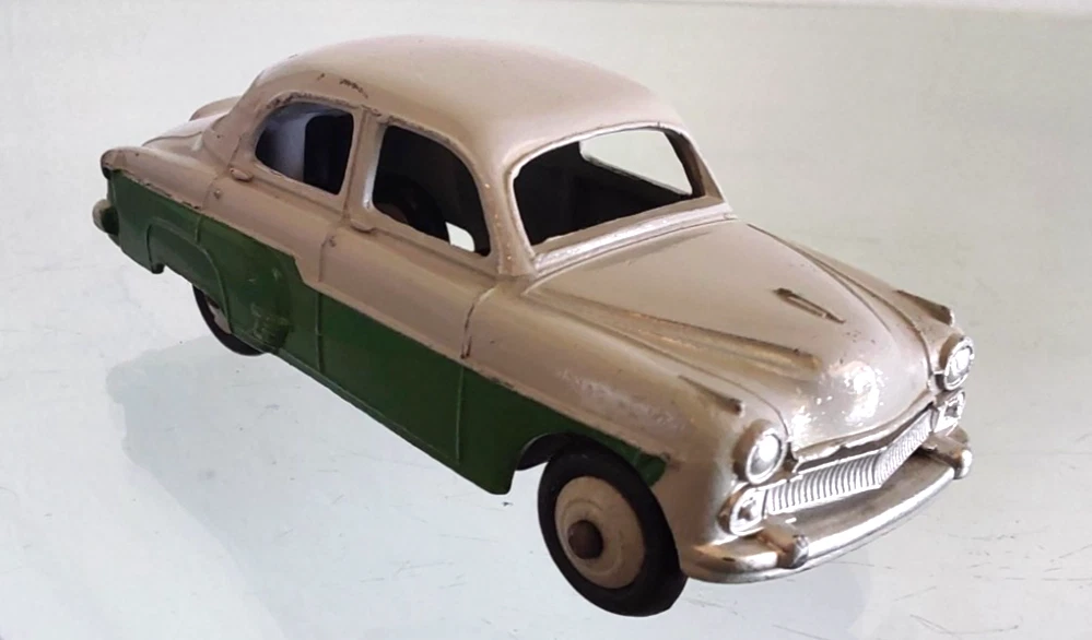 Preços baixos em Carros, caminhões e vans vintage de metal fundido