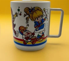 Vintage '83 Hallmark Rainbow 🌈 Brite Child’s Plastic Cup Mug DEKA USA Cartoon