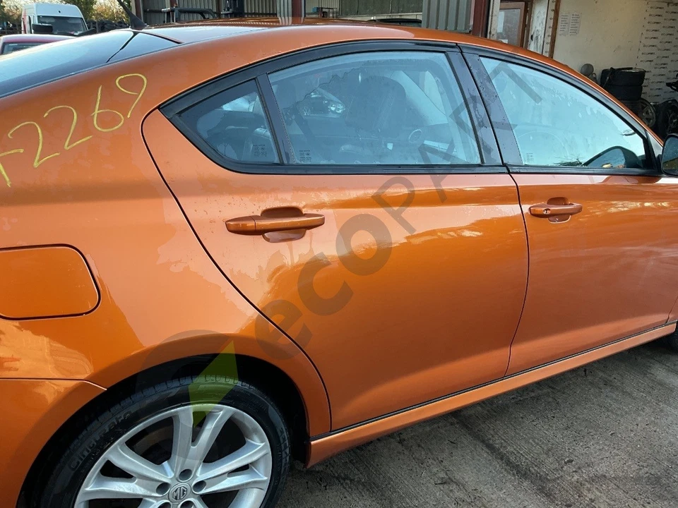 MG Mg6 Gt Door Complete Rear Right Side - Image 2 of 4