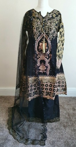 Heavy Embroidered Eid/party wear dress Embellished with beads (UK 12/14 size ) - Picture 6 of 6