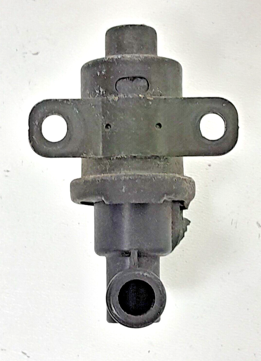 2002-2005 Lexus GS430 SC430 4.3 V8 Vacuum Switch Valve (OEM) Part