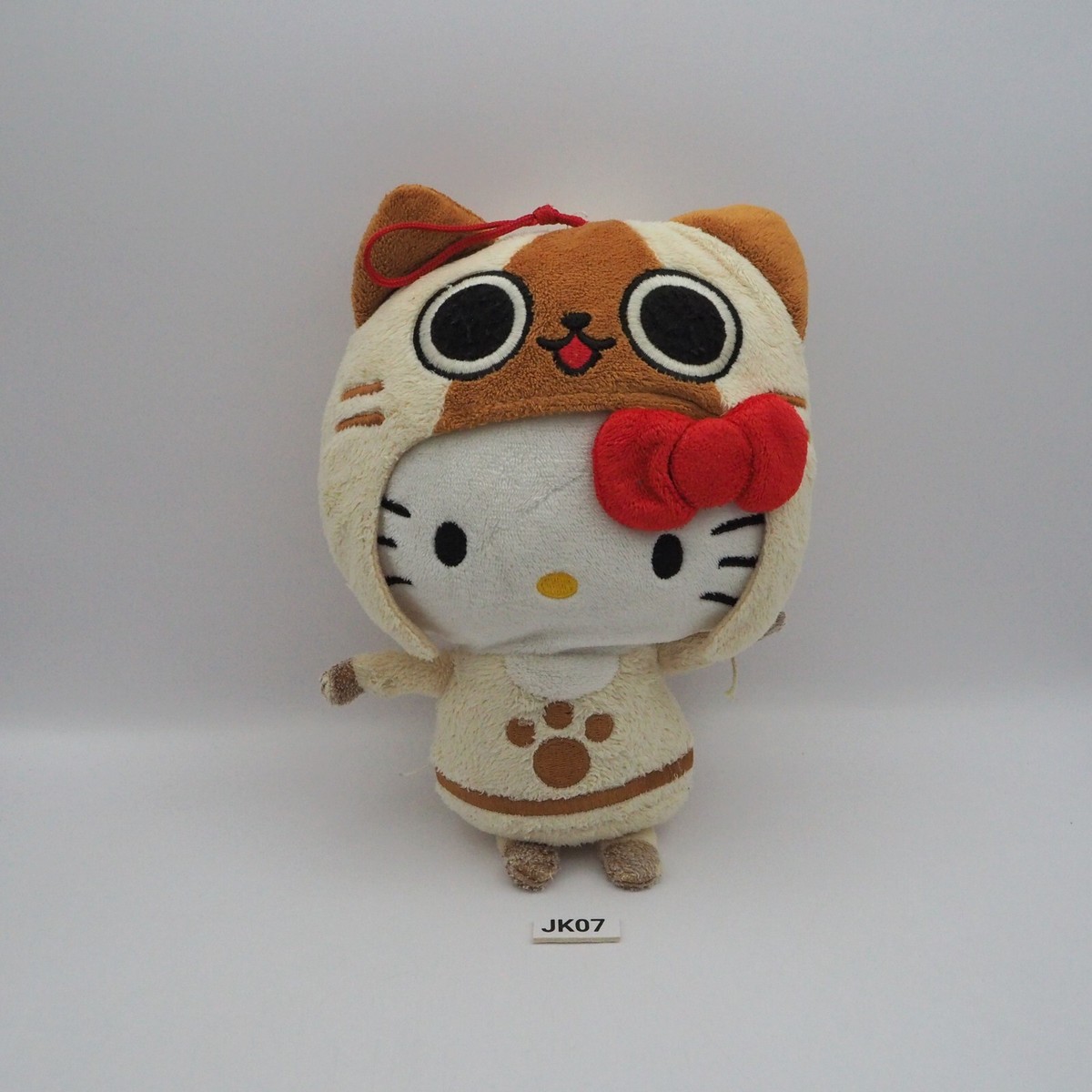 JK07 JUNK Hello Kitty Monster Hunter Sanrio Airou NOTUSHTAG Plush