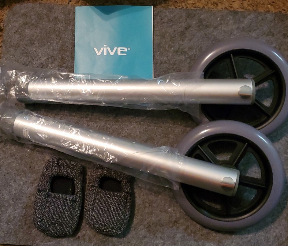 Vive Walker Wheels and Ski Glide covers missing ski glides itself but