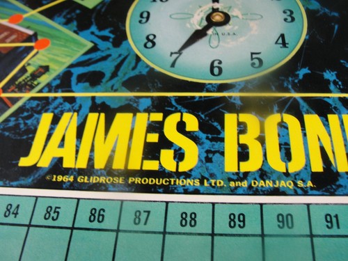 1964 James Bond Secret Agent 007 Game by Milton Bradley Complete NM/M Cond. - Picture 6 of 11
