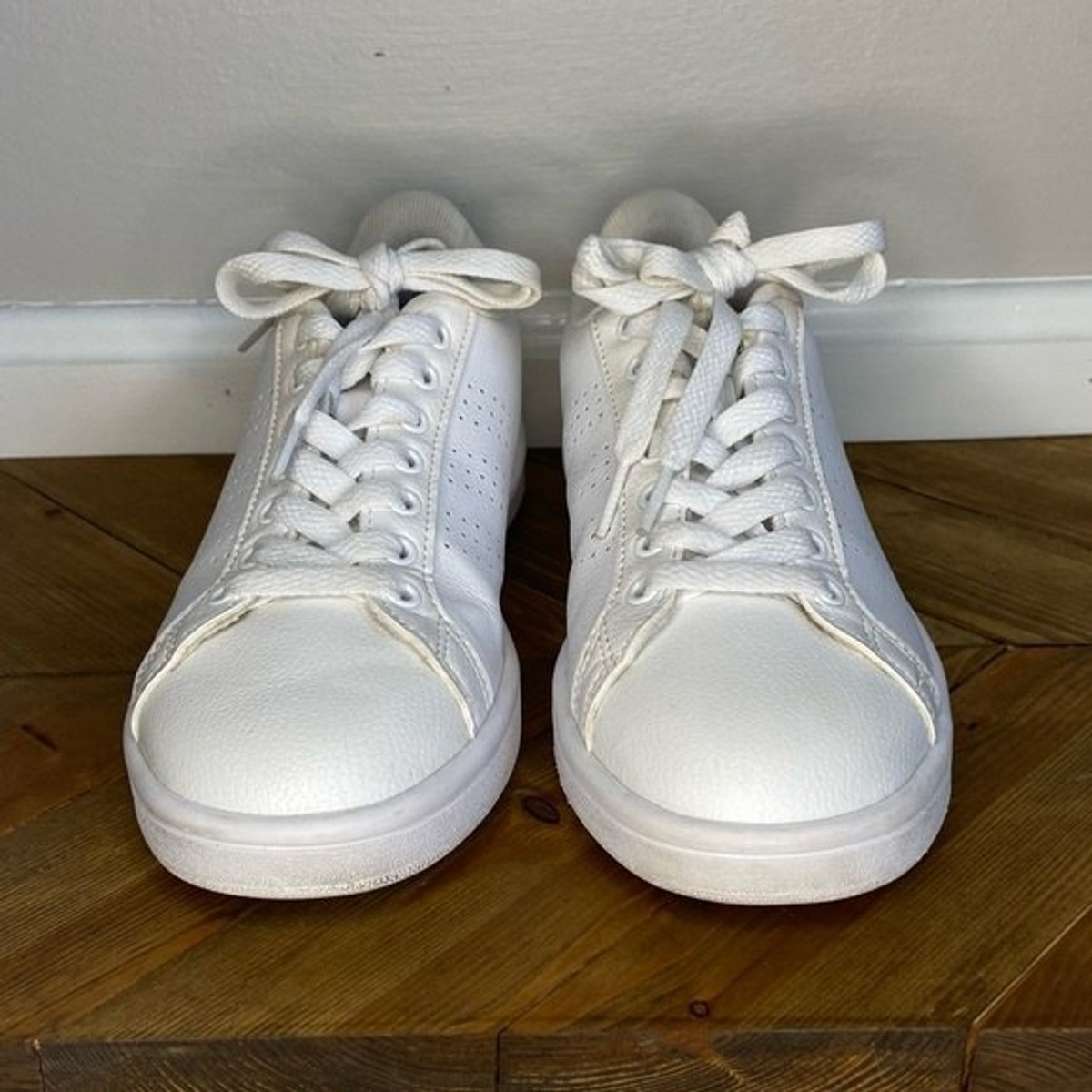 advantage white leather lace up sneaker