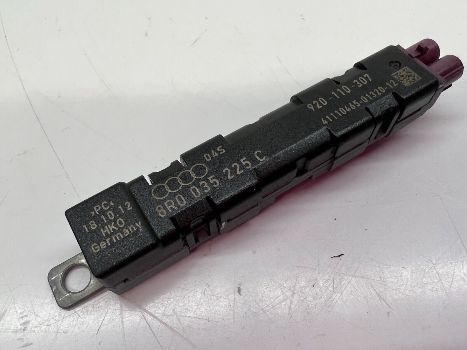 LAMBORGHINI AVENTADOR LP700 740 750 770 RADIO ANTENNA AMPLIFIER OEM 8R0035225C