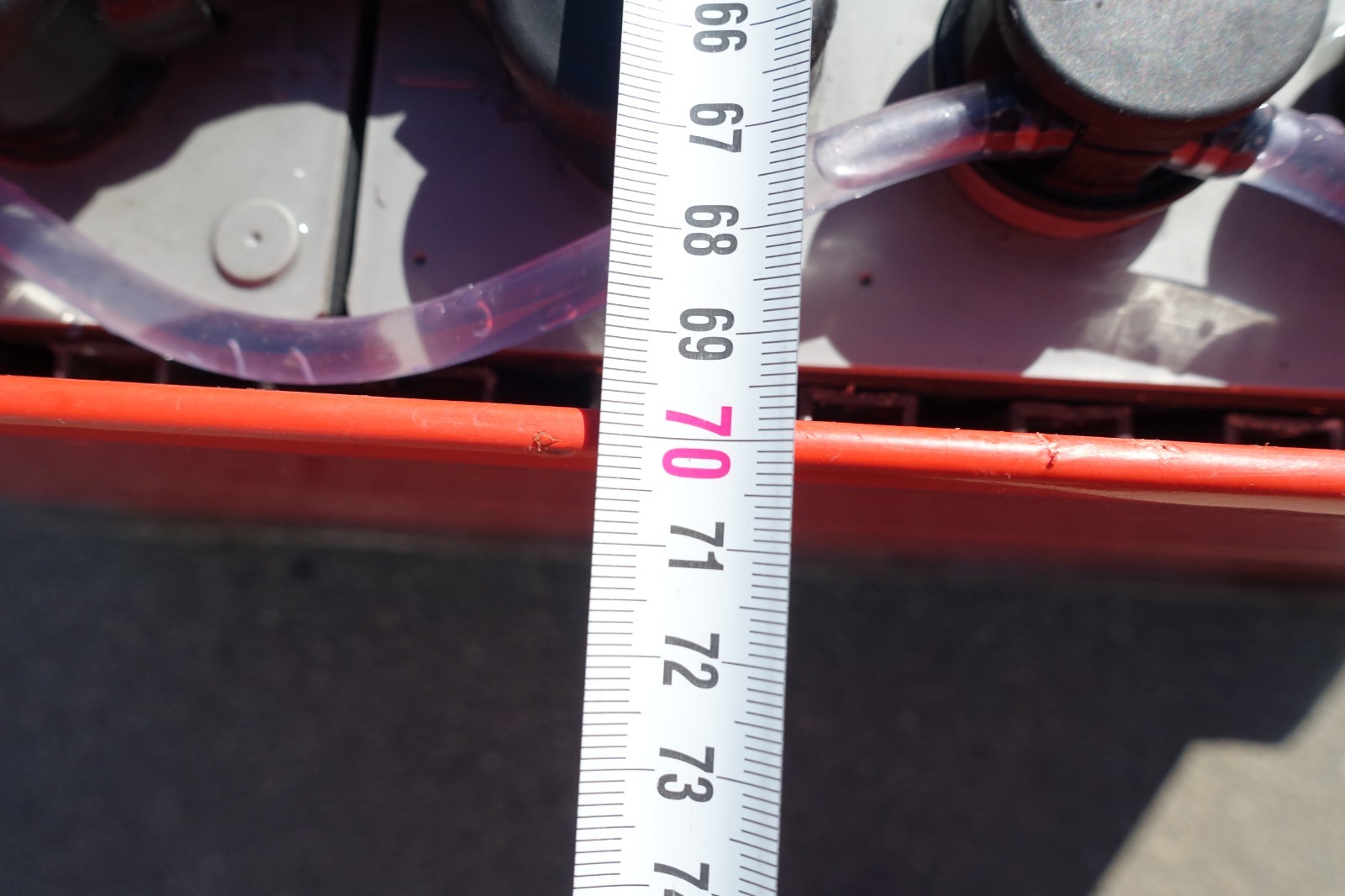 Foto 9 di 10