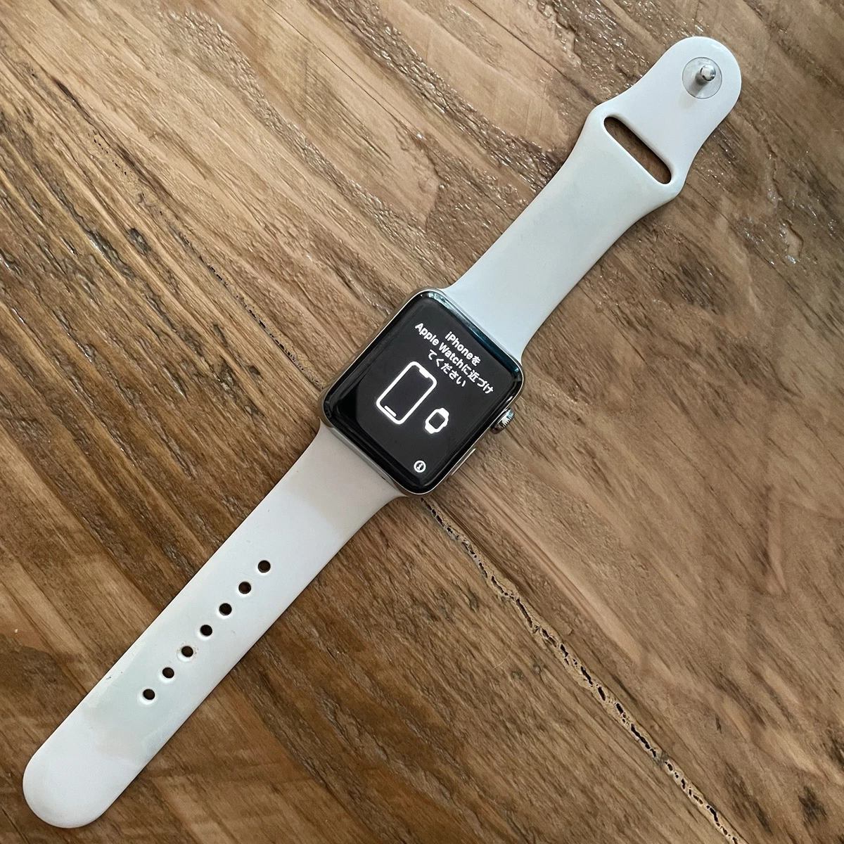 Apple Watch Series 3 White Smart 42 mm Case Wristwatches for sale Apple Watch Series 3 White Smart 42 mm Case Wristwatches for sale