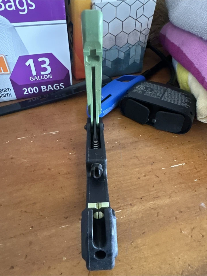 White Sands HPT -6590WS Mini Coax Crimping Tool For RG59-RG6 - Image 4 of 4