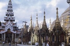 1940'S AT SHWEDAGON 35mm FOUND SLIDE Photo COLOR MYANMAR BURMA 33 LA 84 I