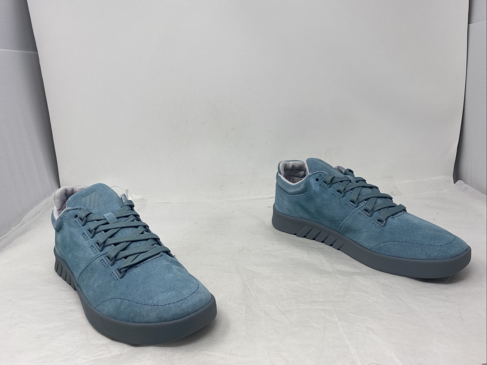 Кроссовки K-Swiss Women Aero Trainer SDE Shoe Lead/Nimbus Cloud, размер 10 м, США 