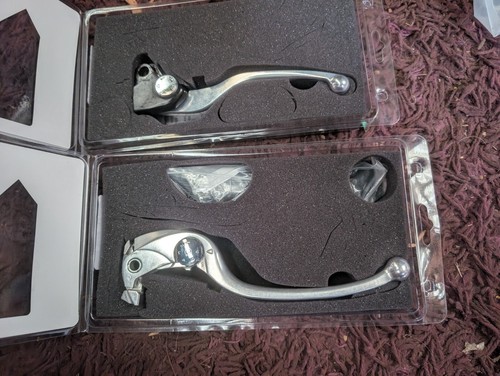 2018 Kawasaki Z900RS OEM Brake & Clutch Levers PAIR #KH