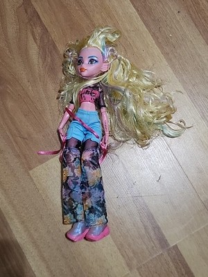 Mattel Monster High Lagoona Blue Fashion Doll Refresh Generation 3 