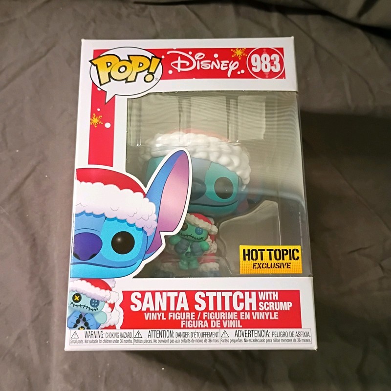 Funko Pop Disney 983 Santa Stitch With Scrump Hot Topic Exclusive Light Wear