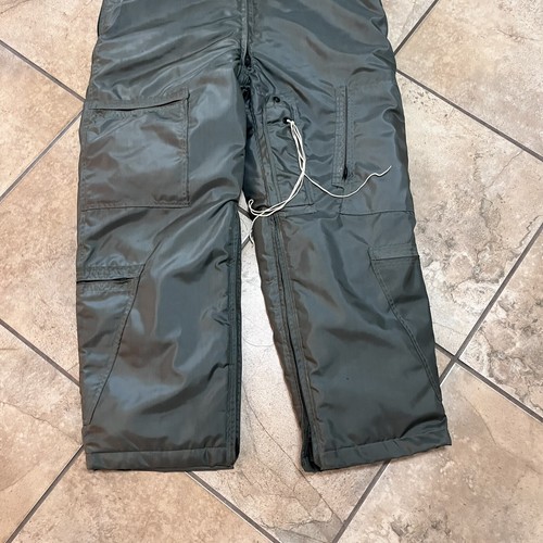 US Military Flyer's CWU-64/P Flight Suit Coveralls 100% Aramid Size 44R - Picture 2 of 13