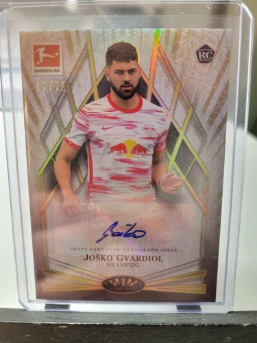 Josko Gvardiol Rookie Young Gold Auto 17/75 2021-22 Topps Tier One Bundesliga