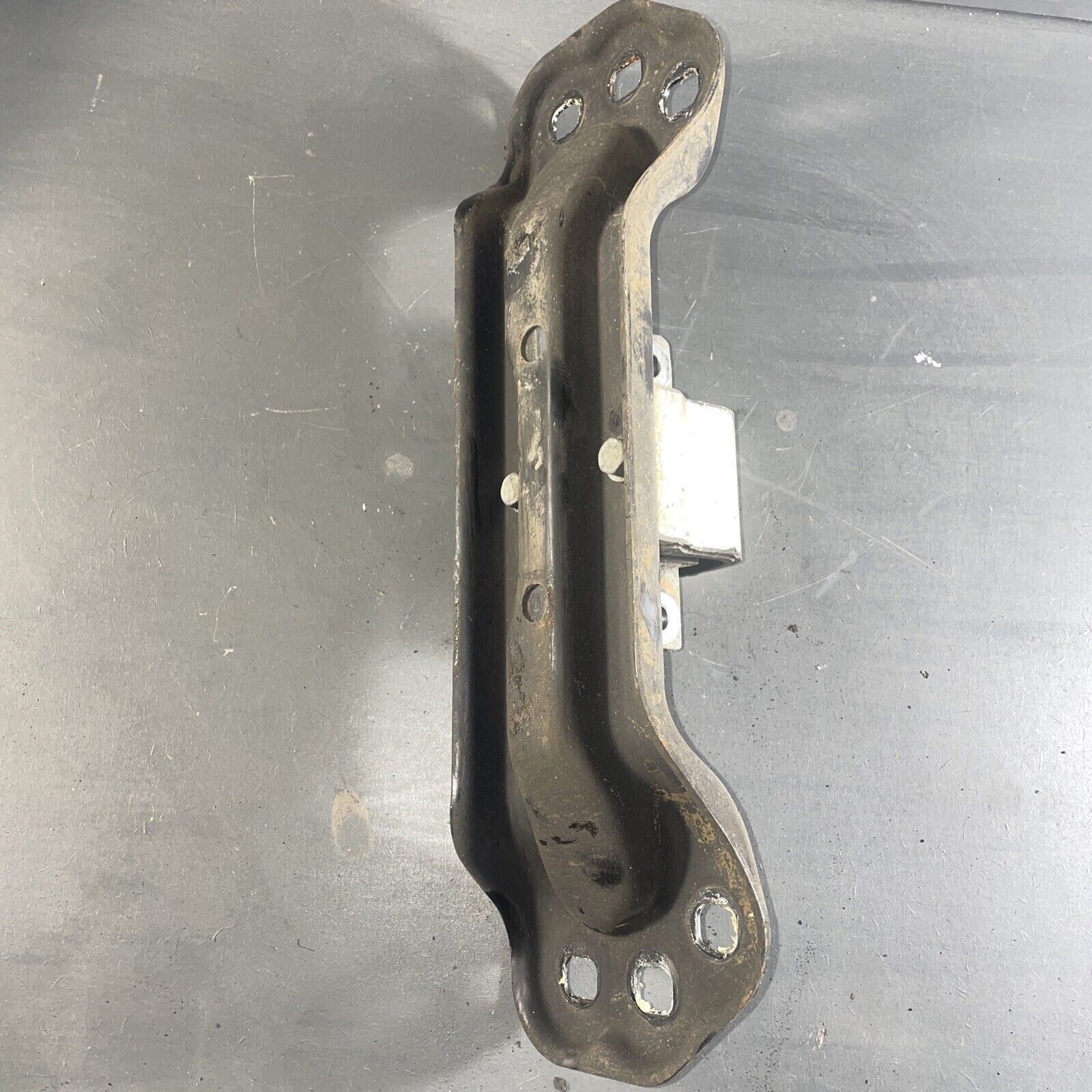 Mercedes E320 W211 CDI 3.2 Automatic Transmission Mount Gearbox