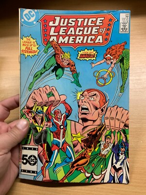 DC COMICS JUSTICE LEAGUE OF AMERICA #243 OCT 1985 (VFN+) COMIC (LL)