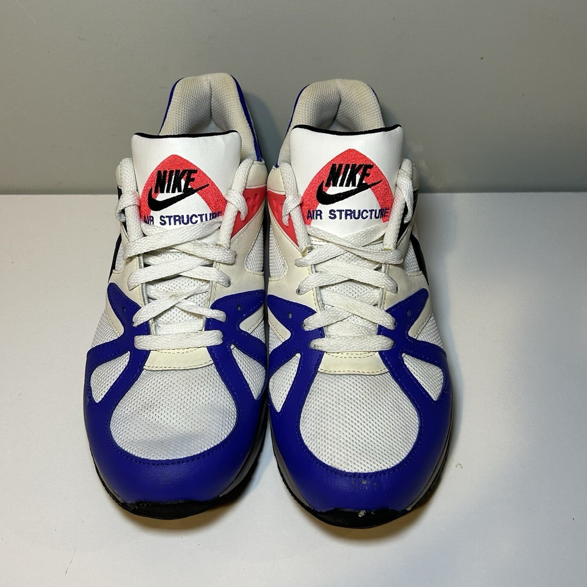 nike division trainers