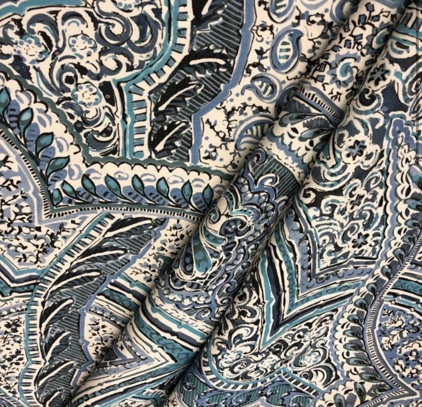 Clarence House Katmandú estampado de lino azul cachemir Foto 2 de 4