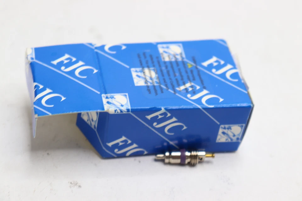 Núcleo de válvula FJC 2678 Foto 2 de 3