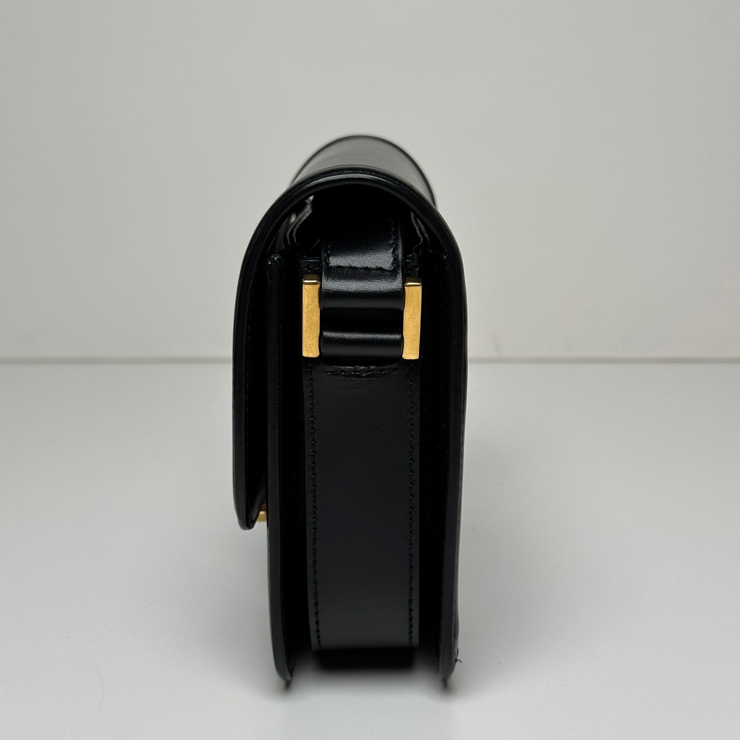 Borsa da sella Saint Laurent Sopra piccola nera crossbody 634306 99082176