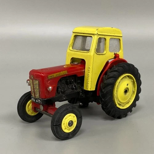 DAVID BROWN 990 TRACTOR YELLOW & RED DINKY TOYS VINTAGE DAMAGED RETRO TOY