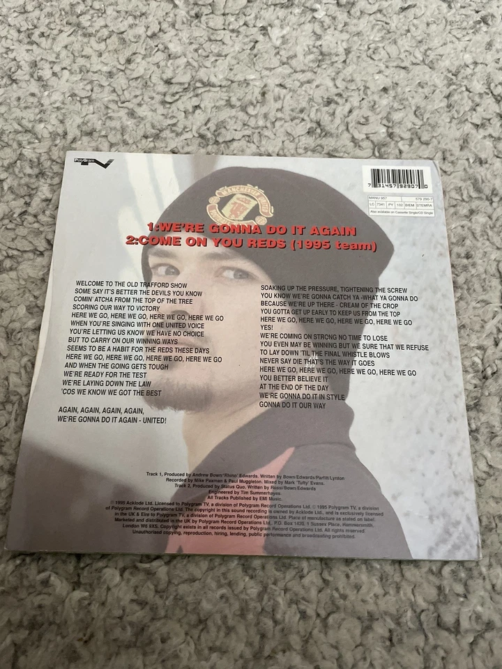 The Manchester United 1995 Football Squad - We’re Gonna Do It Again 7” Black Vin - Image 2 of 4