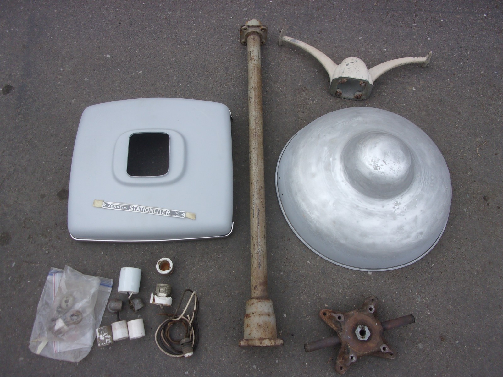 Antique Tokheim 39 Gas Pump Station Lighter