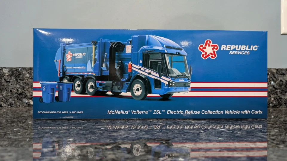 Republic Services 1:34 Scale Diecast Garbage Truck McNeilus Volterra ZSL - Image 4 of 4