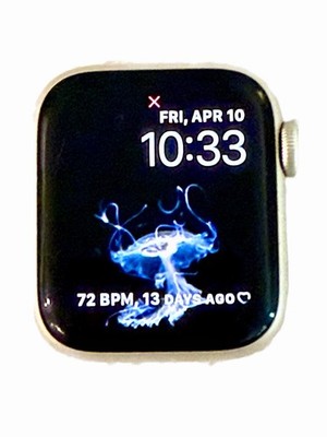Apple Watch SE 40mm GPS Aluminum Smartwatch iPhone iOS Fitness HR