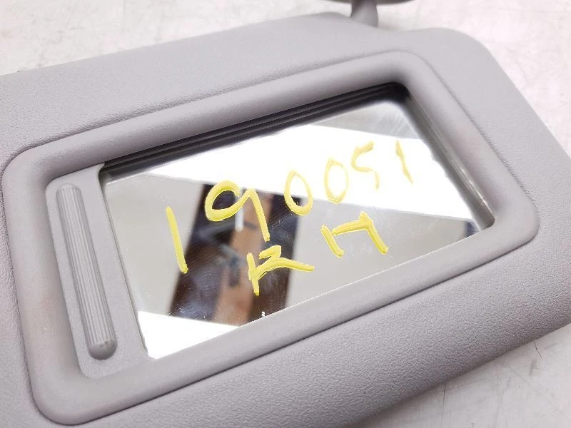 12-15 TOYOTA PRIUS C ДВА ПАССАЖИРА СТОРОНЕ СОЛНЦЕЗАЩИТНЫЙ КОЗЫРЕК  - Изображение 4 из 4