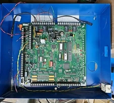 Northern Computers Honeywell N-1000-II Access Control W/ Enclosure READ DESCRIP.