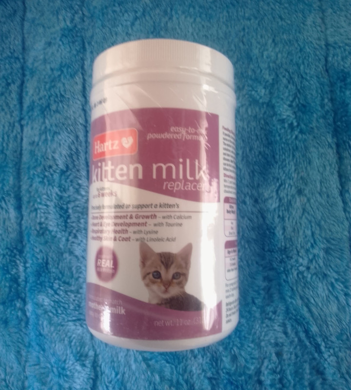 Hartz Kitten Milk Replacer Powdered Formula for Cats, White/Purple Plastic