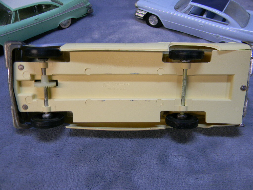 1/25 SCALE 1960 VINTAGE DEALER PROMOTIONAL JOHAN TAN