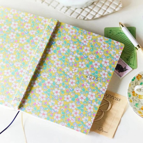 Hobonichi Techo 2025 LIBERTY TELAS Cubierta Flor Michelle/Paysanne JAPÓN NUEVO - Imagen 92 de 104