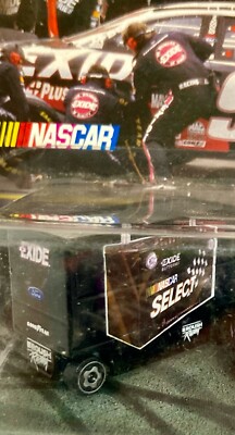 Hot Wheels Mattel #99 Pro Racing Jeff Burton Ford Taurus & Tool