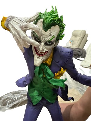 SENTINEL SOFBINAL DC THE JOKER LAUGHING PURPLE VER 12IN VIN SENTINEL SOFBINAL DC THE JOKER LAUGHING PURPLE VER 12IN VIN