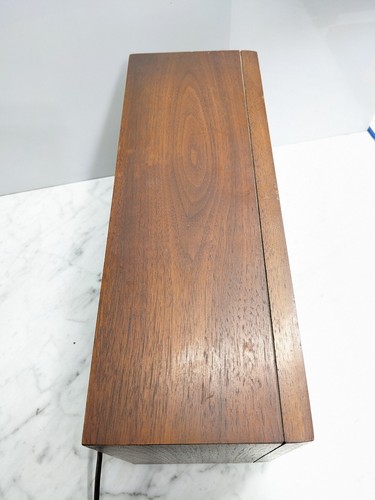 Vintage MOTOROLA TT15BW 3153 SOLID STATE RADIO WOOD CASE ~PARTS/REPAIR - Picture 14 of 19