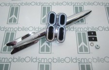 1951-1953 Oldsmobile 88 Super 88 Trunk Rocket Emblem W Mounting Hardware