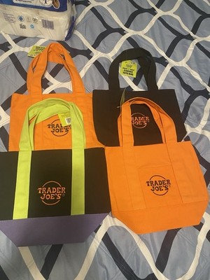 Trader Joe's Set of 4 Mini Tote Bags Trick or Treat  Halloween New 2025