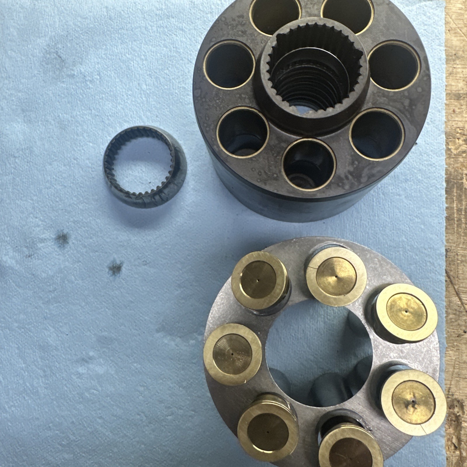 Sauer Danfoss Sundstrand 4460890 Cylinder Block M46 M91 Pumps And Motor