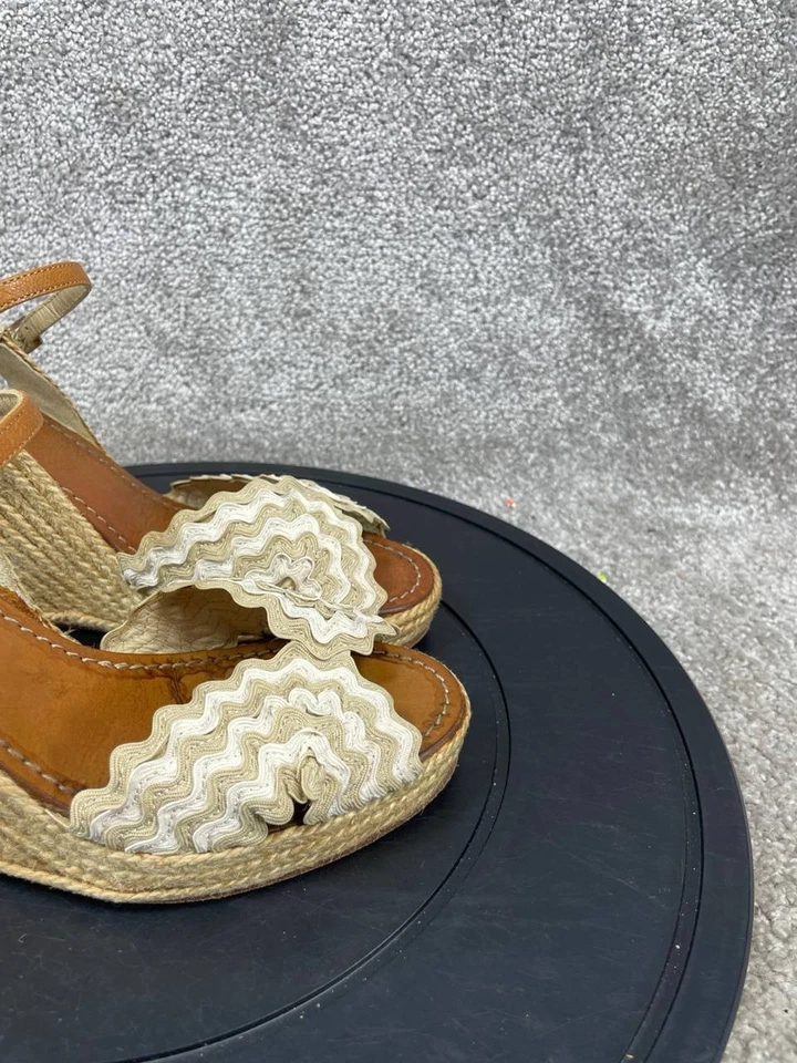 Kate Spade New York 高跟鞋女式 8.5 码帆布鞋棕色皮革表带楔形鞋 — 第 2/4 张图片