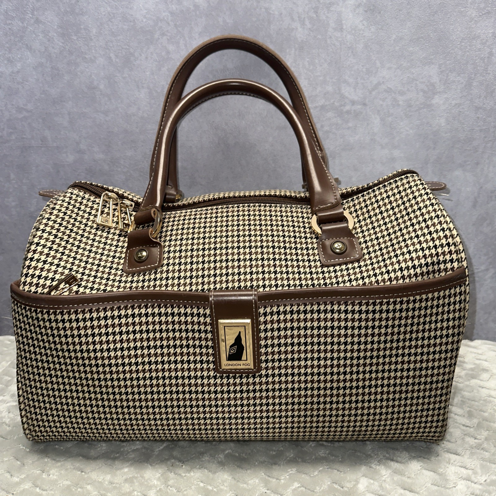 Carry On Tote 16&rdquo; Brown Houndstooth Trolley Strap