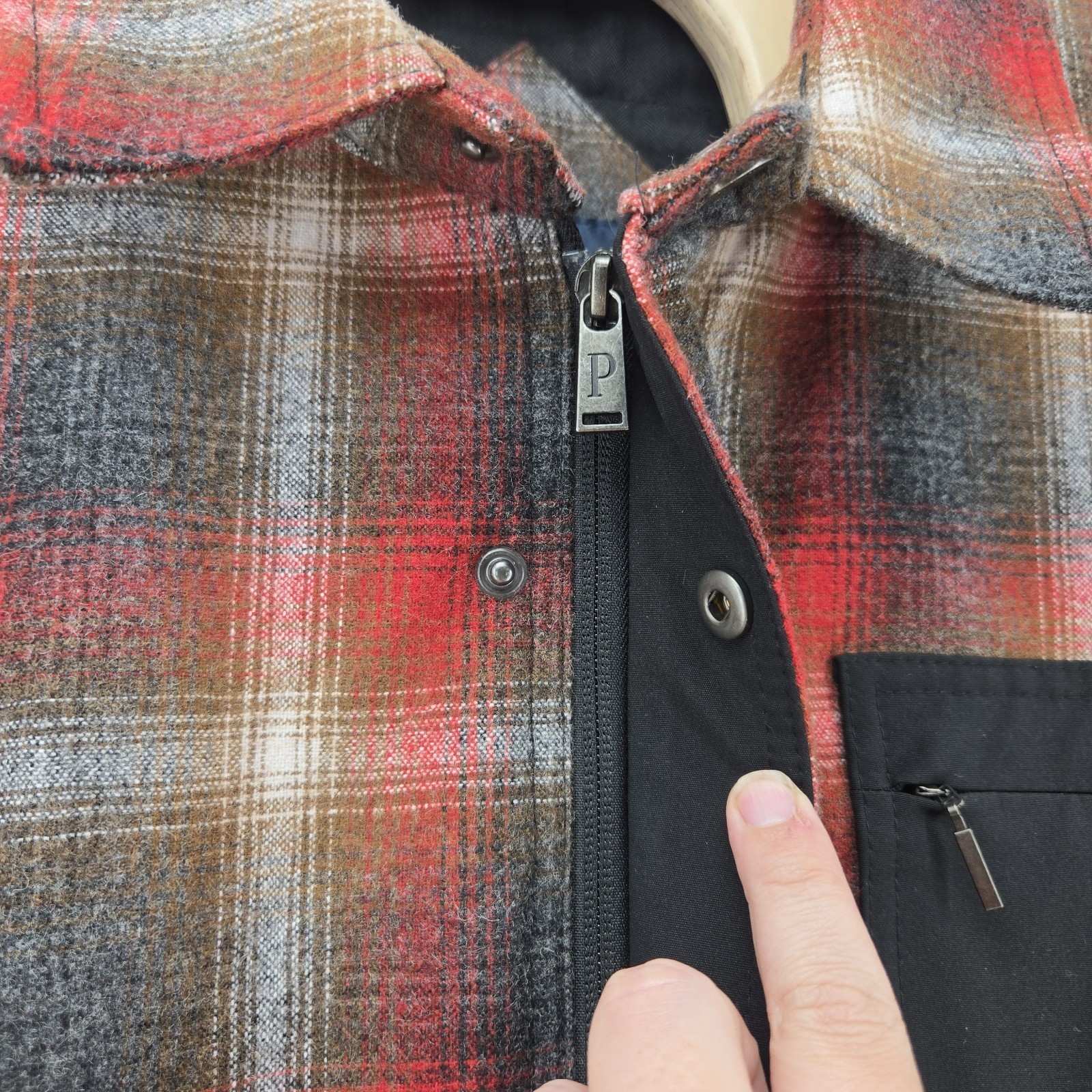 Pendleton Men’s Polyfill Insulation Wool Blend Sh… - image 4