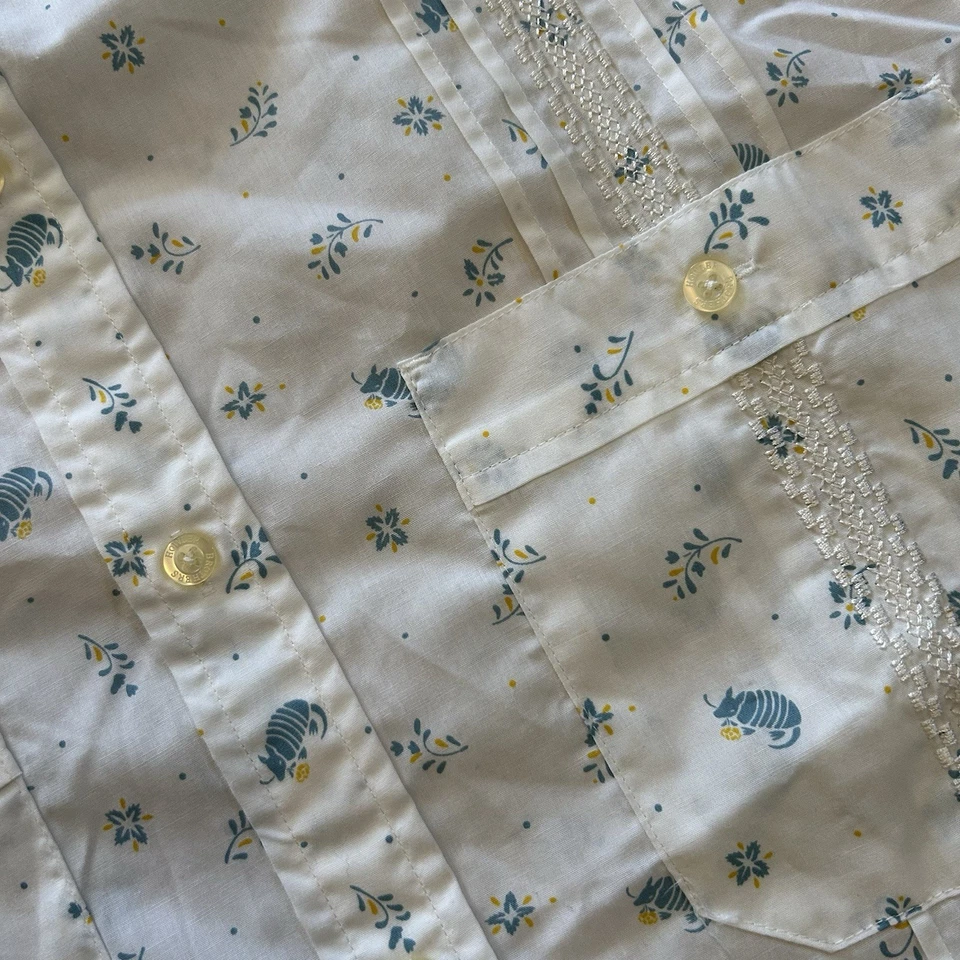 Howler Bros ACL Guayabera Austin City Limits Short Sleeve Button Up Shirt Large - Image 4 of 4