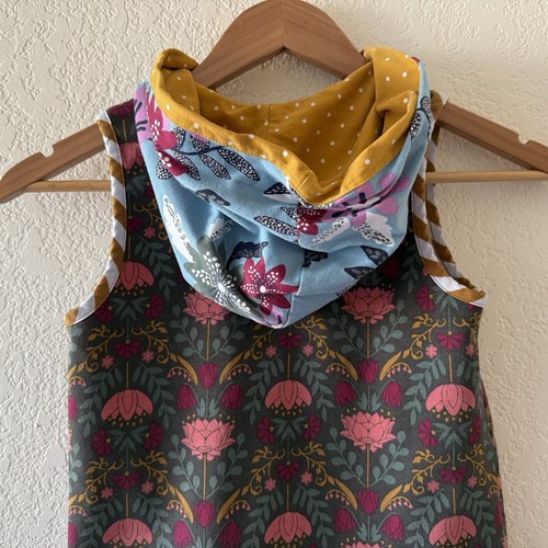 Matilda Jane Wander With Love Vest Hooded Choose Your Own Path Size 8 Floral - Picture 8 of 9