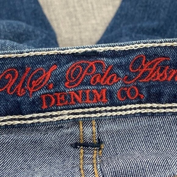 Polo para mujer U.S. Assn. Denim Co. Pantalones cortos auténticos talla 4 63 % algodón tiro medio Foto 2 de 4