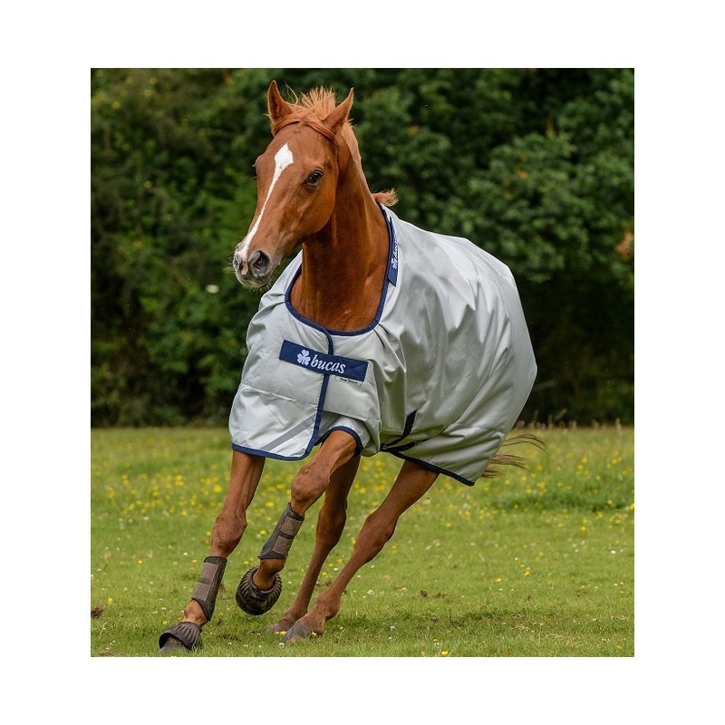 Couverdeure extérieur 300 g Power Turnout de Bucas 145CM Couverdeure extérieur 300 g Power Turnout de Bucas 145CM nueva gama alta exclusiva