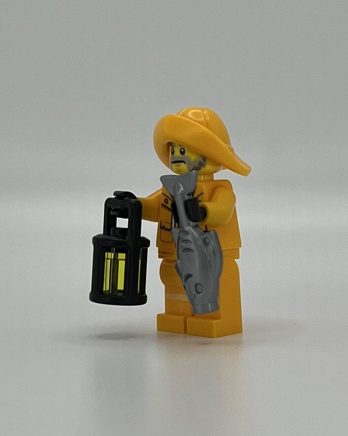 NEW LEGO Captain Jonas Commercial Fishermen Hidden Side Minifigure